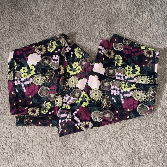 Women’s lululemon leggings - Picture 1 of 4